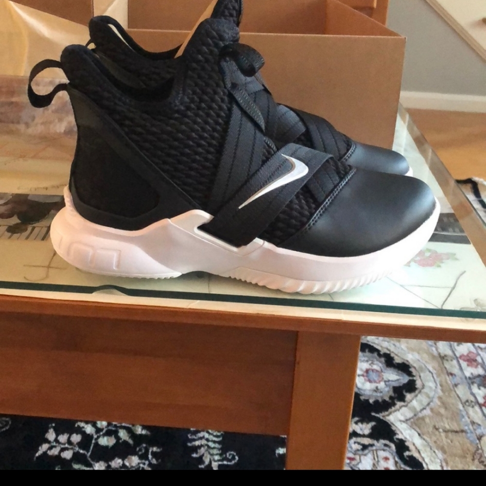 Lebron Soldier XII TB BLKSLV
